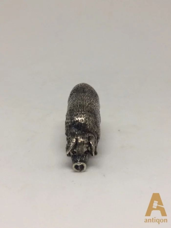 Miniature figure "Pig"