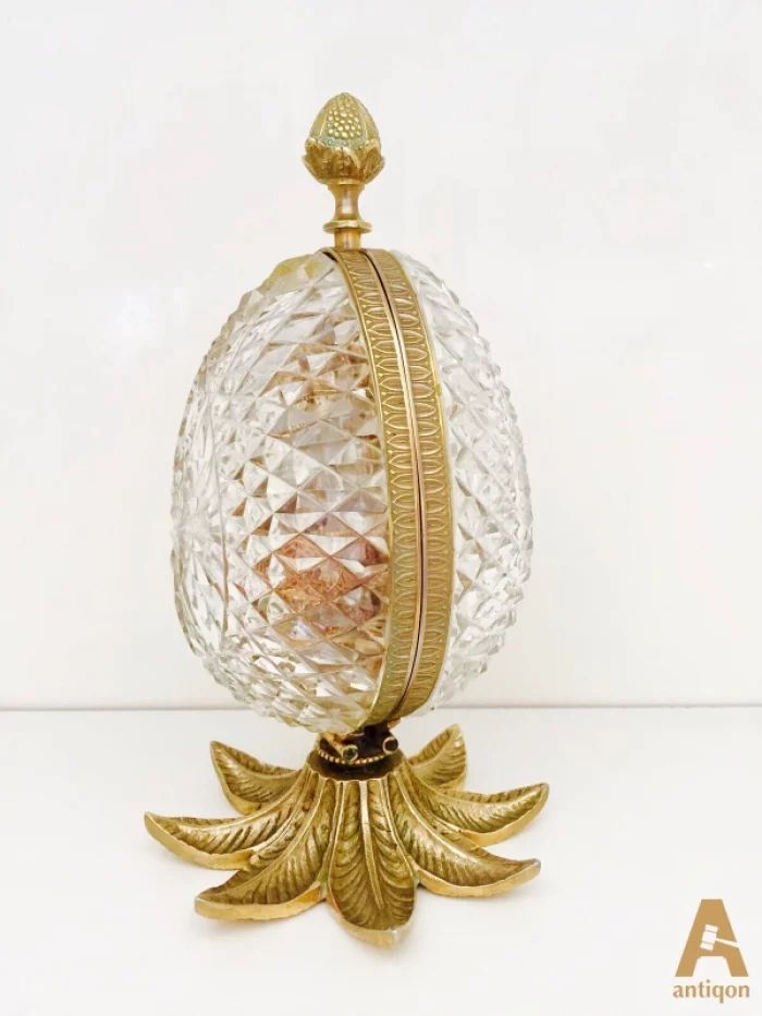 Шкатулка для духов"Яйцо"