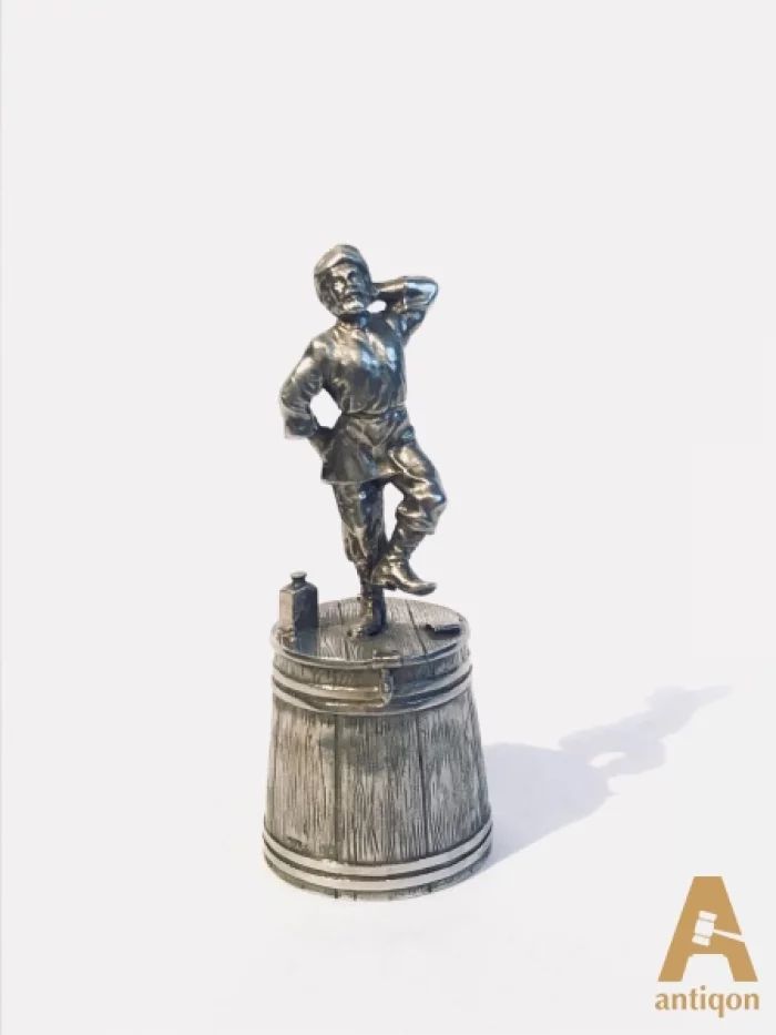 Silver glass "Dancing man"