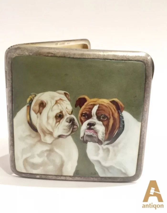 Cigarette case "Bulldogs"