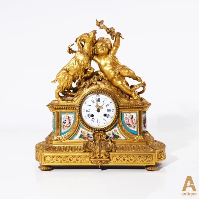 Часы, стиле Людовик XVI. 