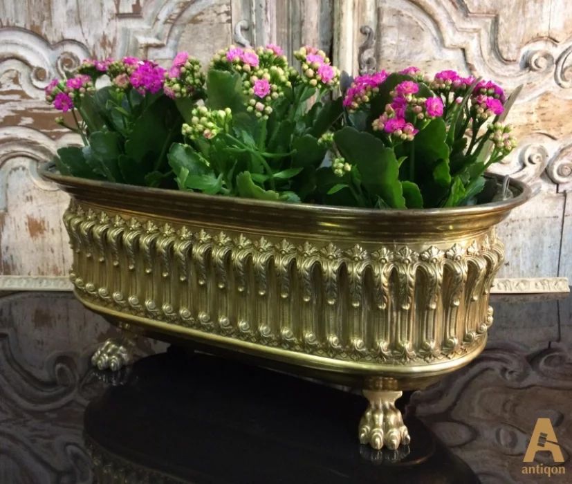 Bronze jardiniere 