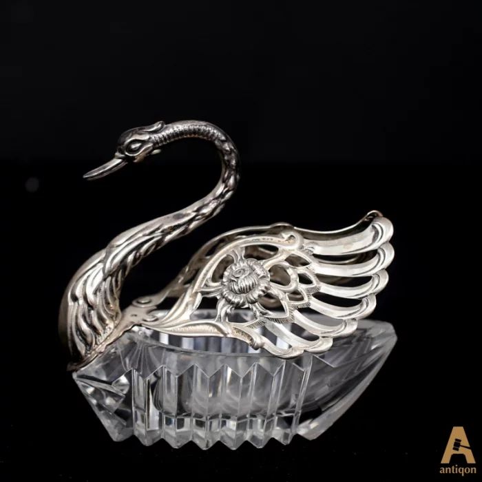 Silver bonbonniere "Swan"
