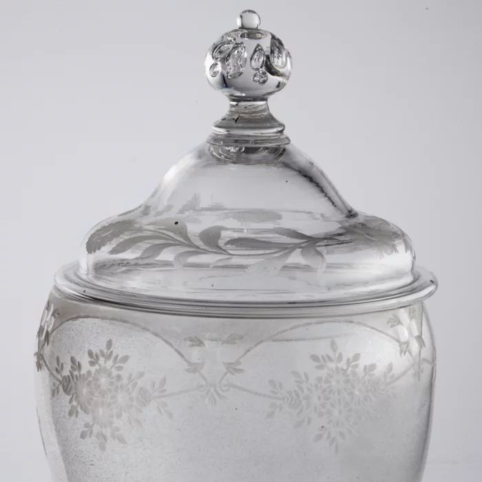 Glass with lid, 17001800 