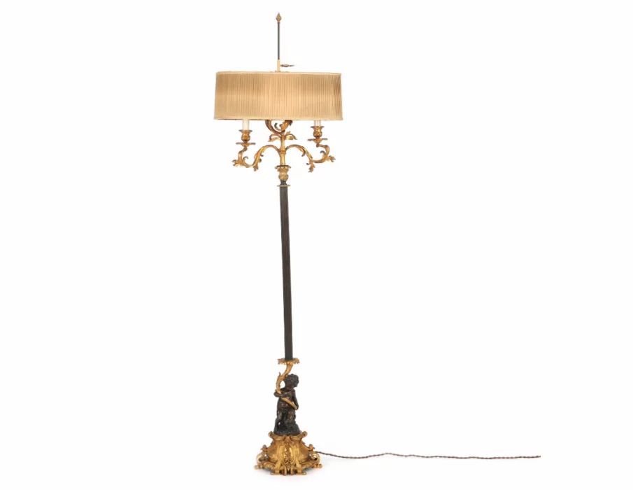 Lampadaire en bronze et dore de style Rococo