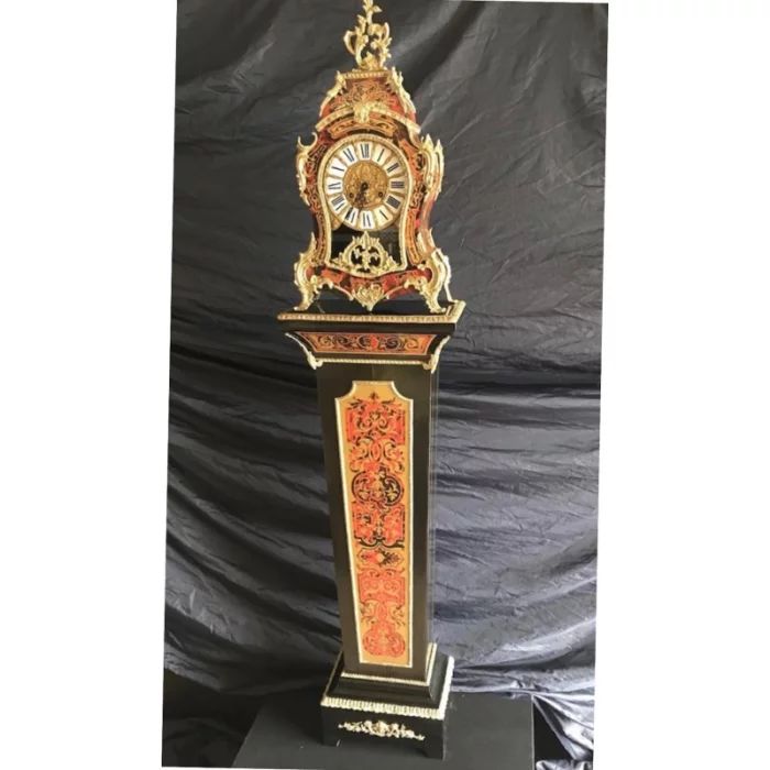 Clock on the pedestal Boule style