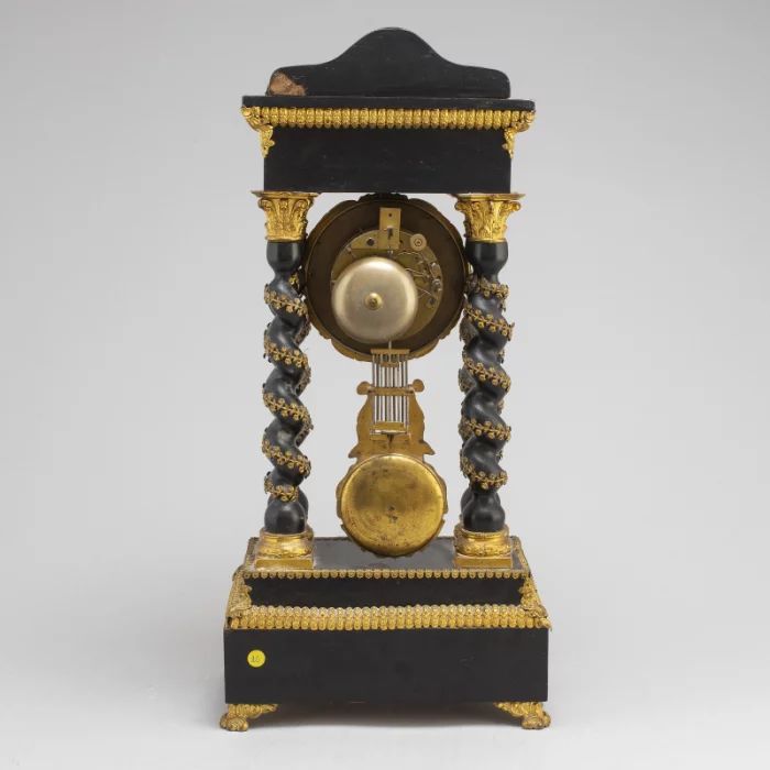 Empire style clock 719 century. 
