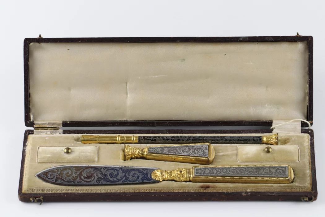 Writing set, in an original gift case