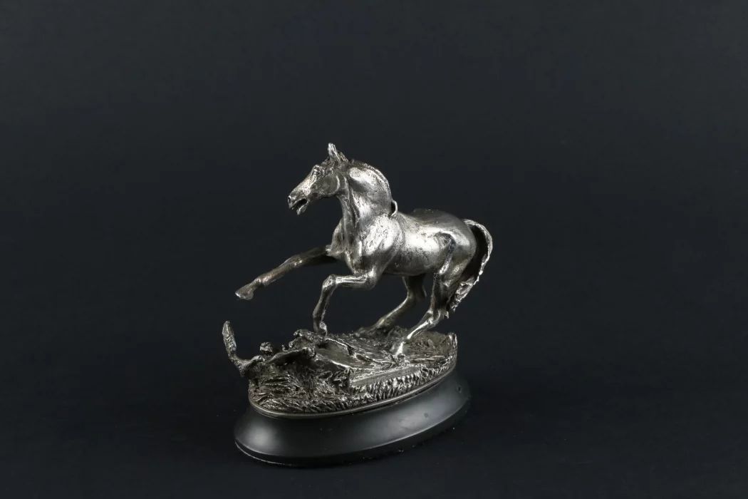 Silver Sculpture "Startled yearling"