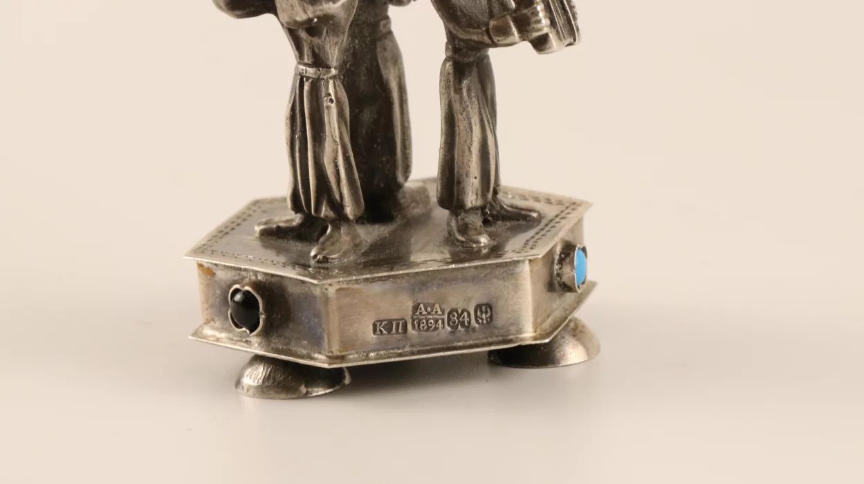 Salt shaker "Jewish Musicians"