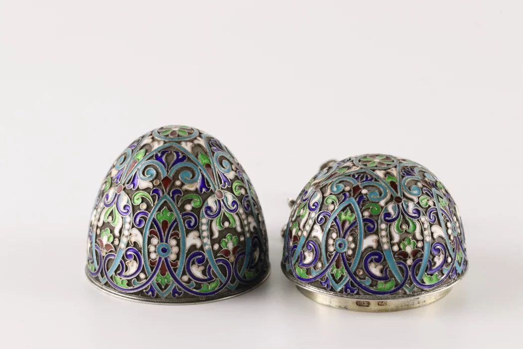 Oeuf de Pâques en argent