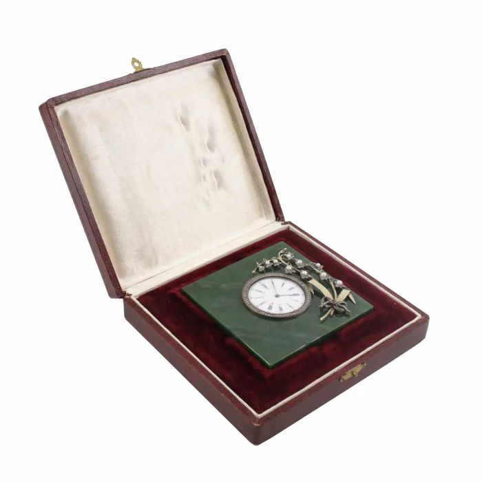 Russian jade and silver clock in Wigstrom style