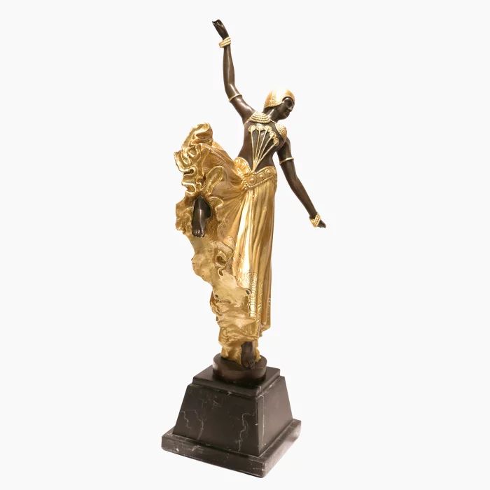 Sculpture en bronze dans le style Art Deco "Danseuse".