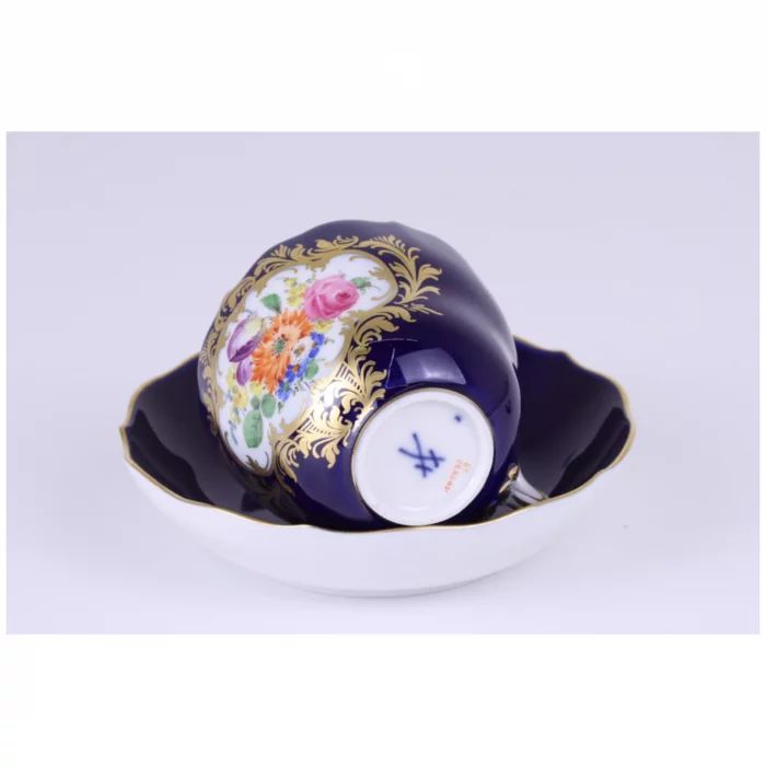Coffee cup and saucer. Meissen