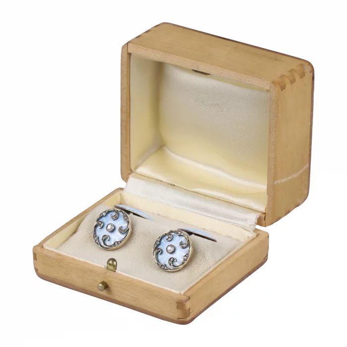 A pair of gold cufflinks. GUTMAN Z.S. Russia, 1908 -1917 