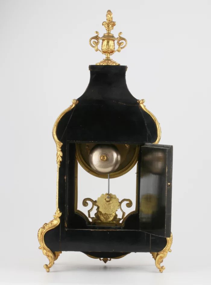 Часы в стиле Буль середины 19 века