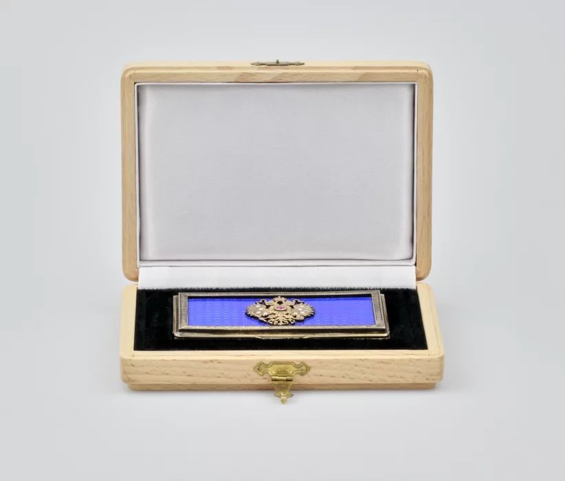 Business cardholder with the coat of arms of Russia