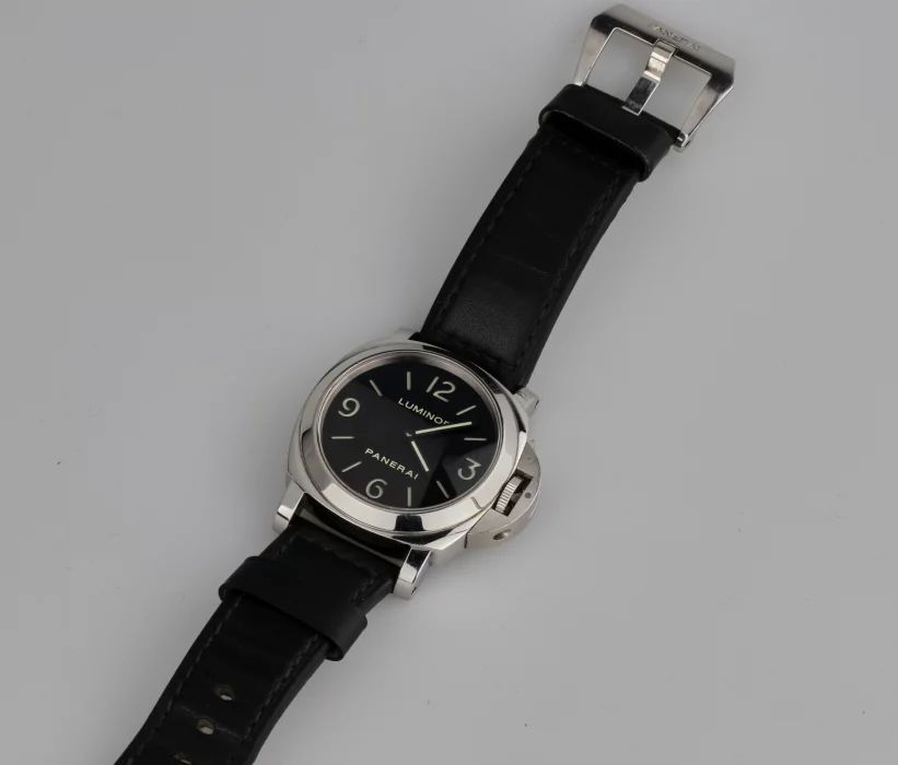 Montre Panerai PAM00112 Luminor Base 44 mm en acier inoxydable et cuir 