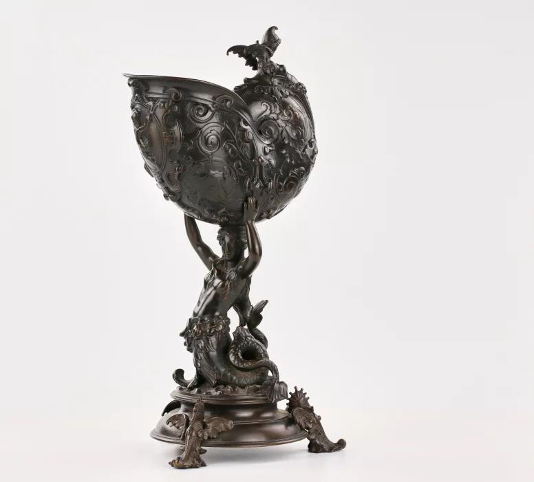 Bronze jug with a bowl in the shape of a Nautilus 