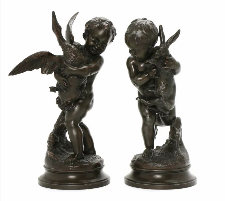 Сатирическая пара скульптур Играющие Купидоны