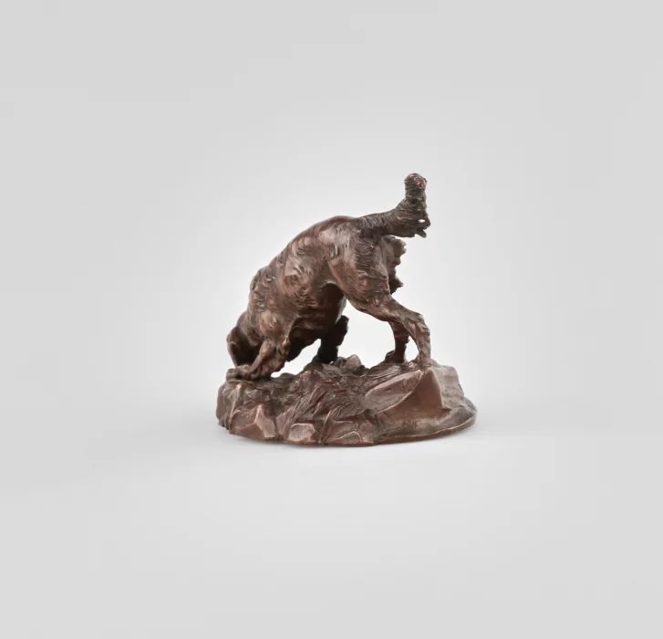 Chien en bronze