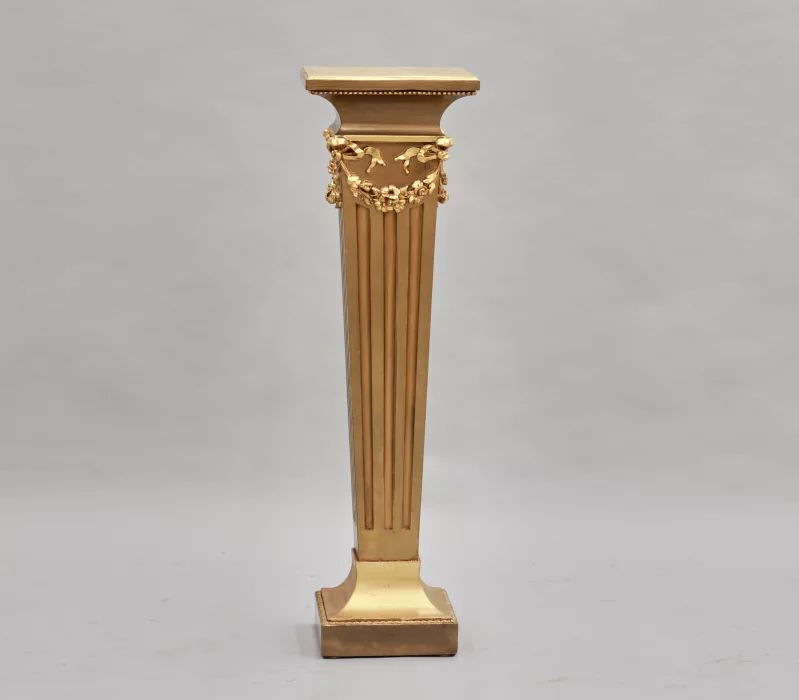 Pedestal, Column