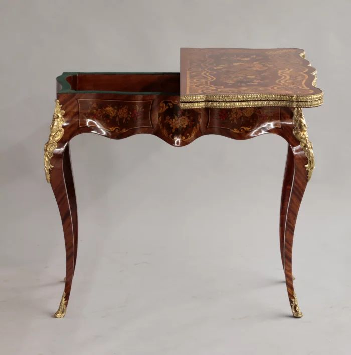 Card table in Napoleon III style
