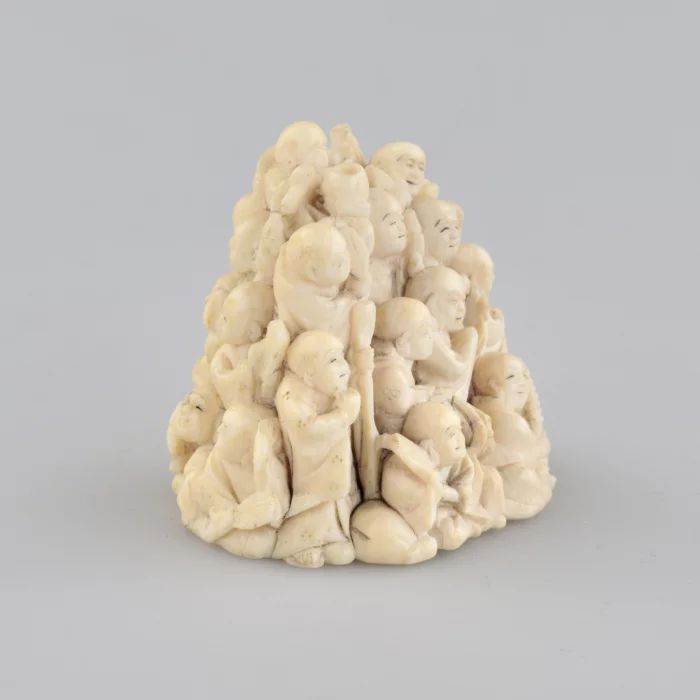 Netsuke "Pyramid of Bud".
