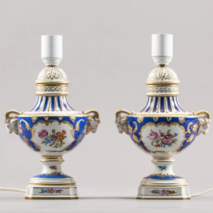 Pair of porcelain lamps 