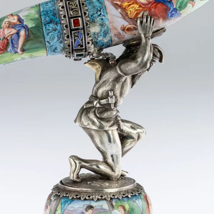 Декоративный серебряный рог 19 века. ВЕНА, 1890 г.