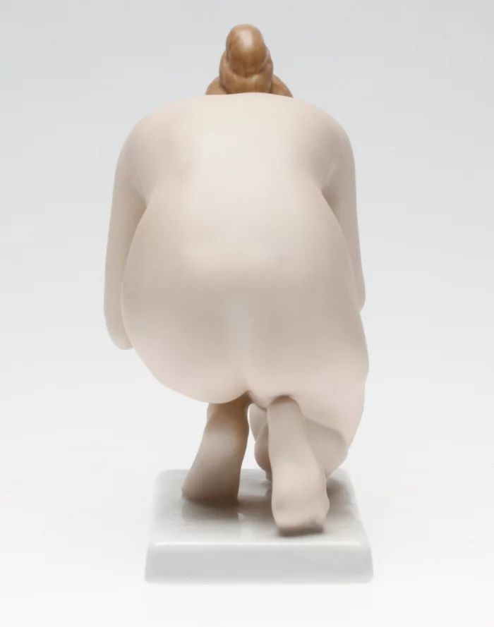 "Girl drinking water", Rosentahl