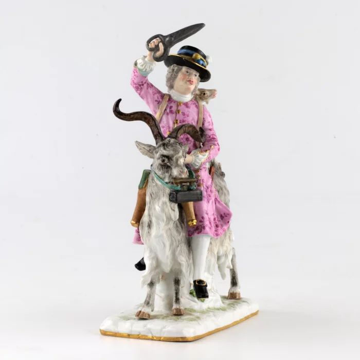 La figurine en porcelaine Le tailleur du comte Brühl sur une chèvre 