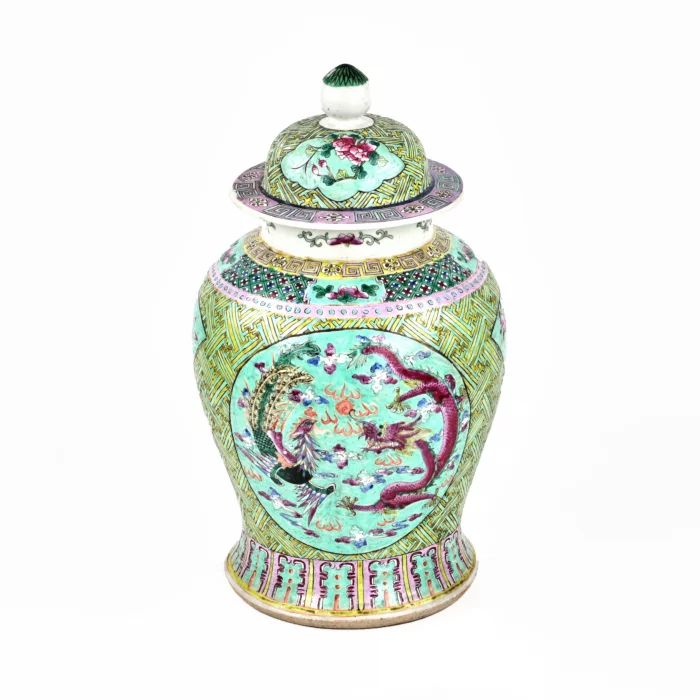 Chinese vase "famille verte". Guangxu 