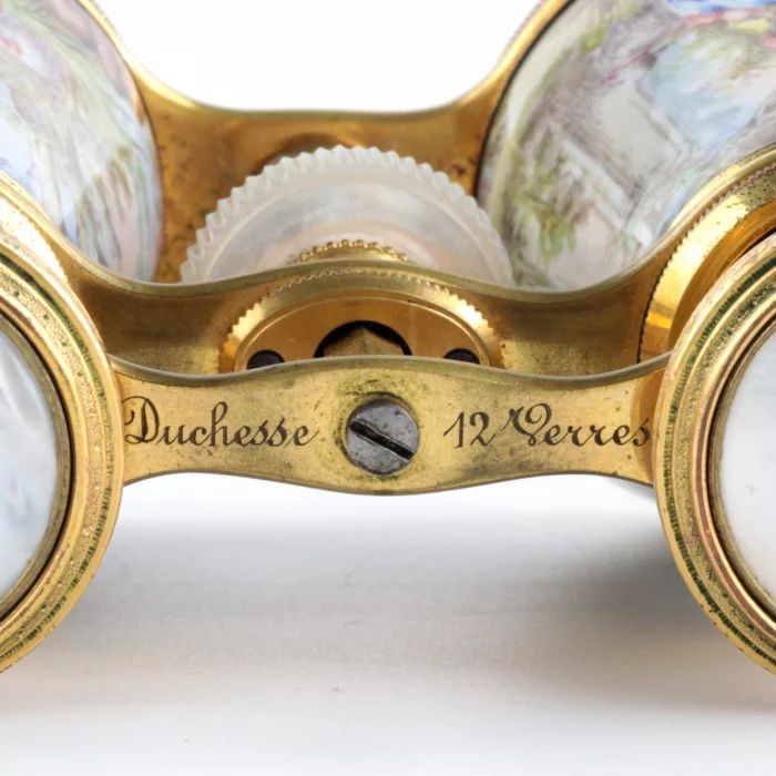 Opera glasses. France, 19th century. 