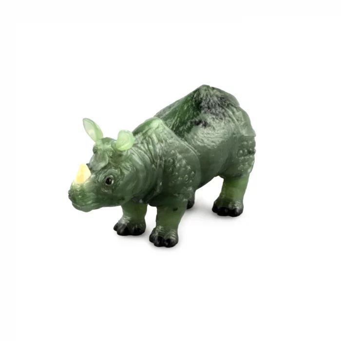 Miniature taillee dans la pierre Jade Rhinoceros dans le style Faberge 