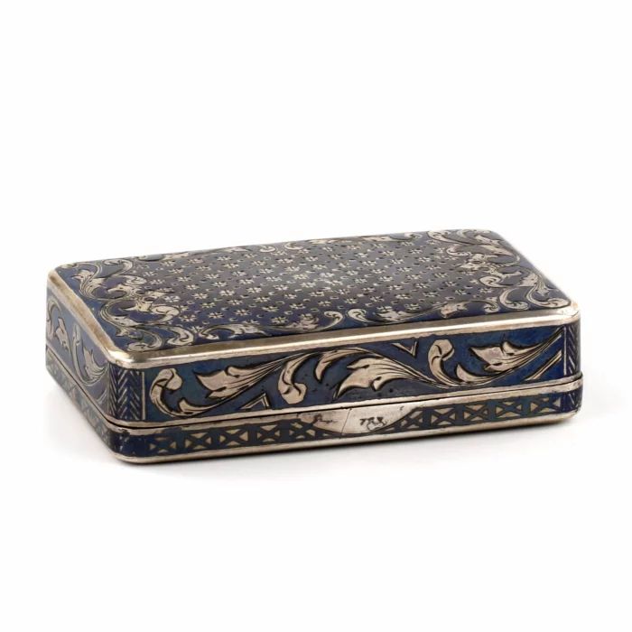 Russian silver snuffbox of the 19th century. 