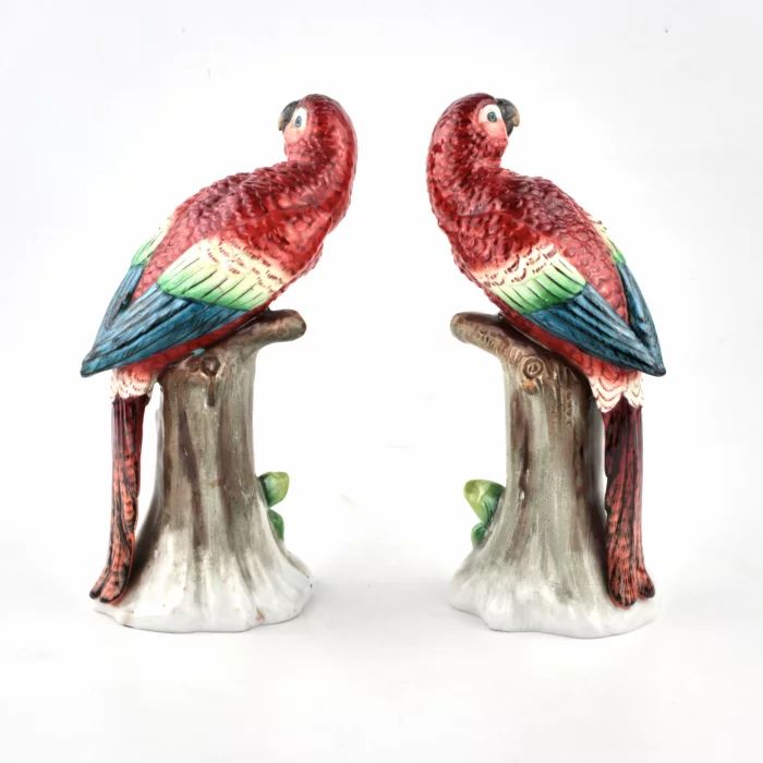 Porcelain couple Parrots. Sitzendorf. 