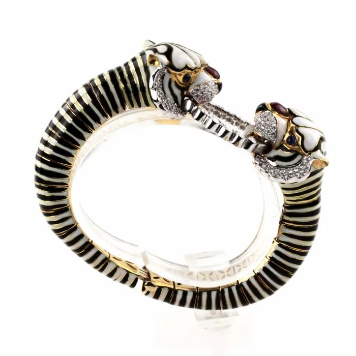 Bracelet pour femme Tigres dans le style du designer David Webb. 