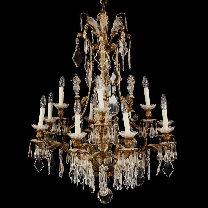 Lustre en bronze de style Rococo 