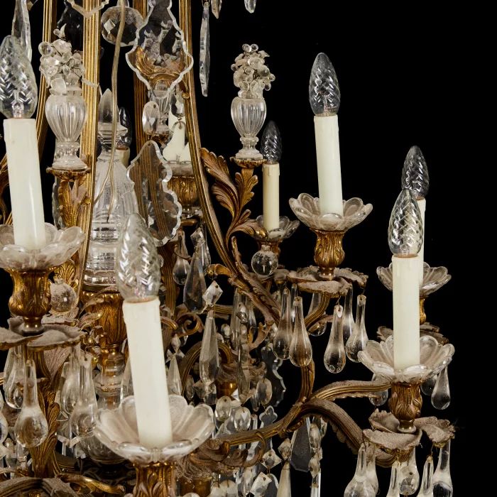 Lustre en bronze de style Rococo 