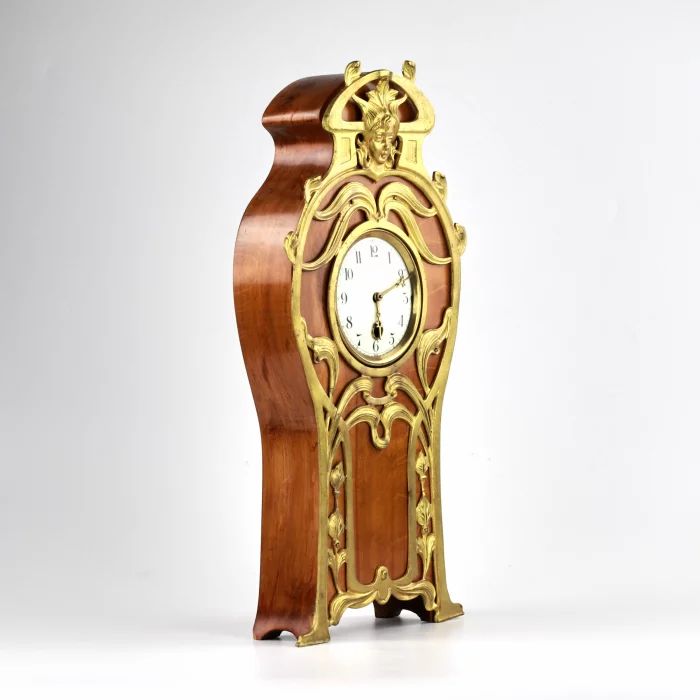 Mantel clock in Jugendstil style