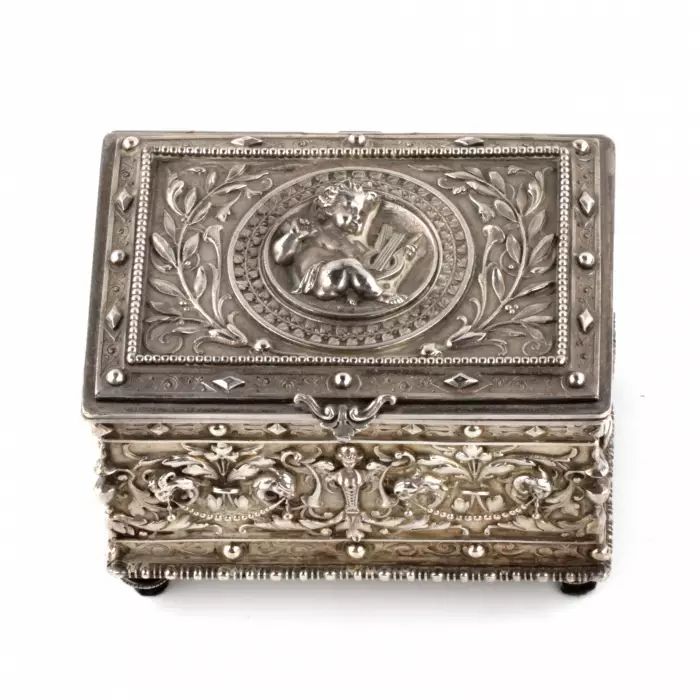 Jewelry box by E&S INV brand. 19th  20th century.