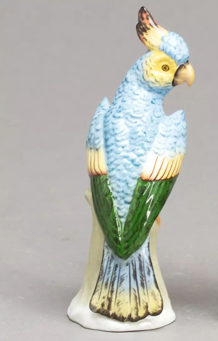 Figurine en porcelaine Perroquet. Sitzendorf