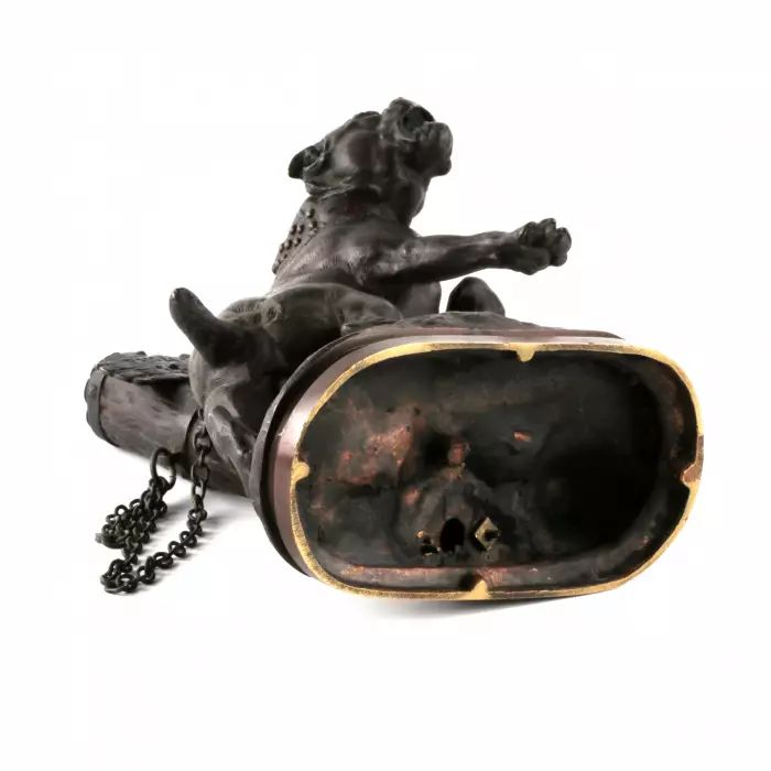 Charles Valton. Mastiff en bronze sur une chaîne. 