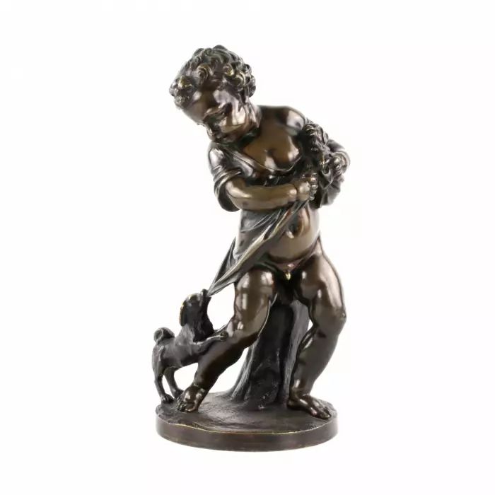 Paire de figures en bronze de Putti. 