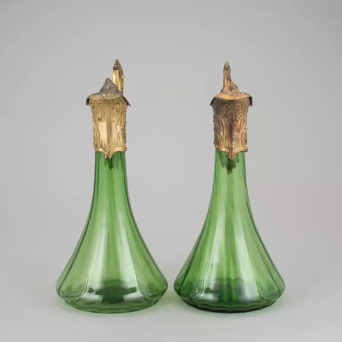 Pair of jugs in Art Nouveau style.