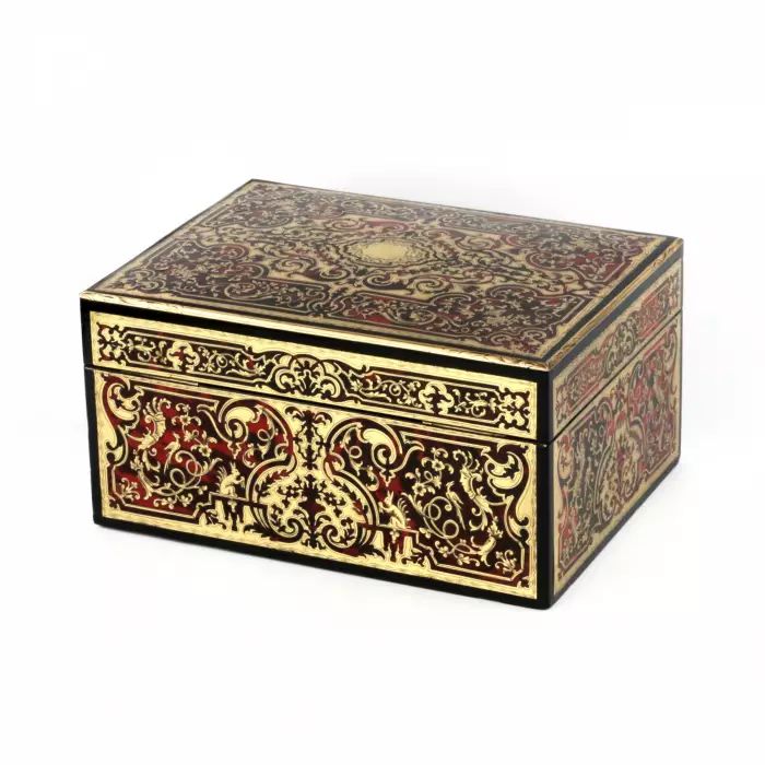 Magnificent 19th century Boulle humidor. 