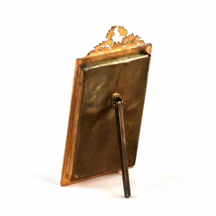 Miniature photo frame, gilded brass. 
