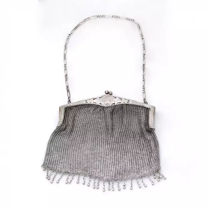 Sac de theâtre en argent pour dames de lère moderne. 