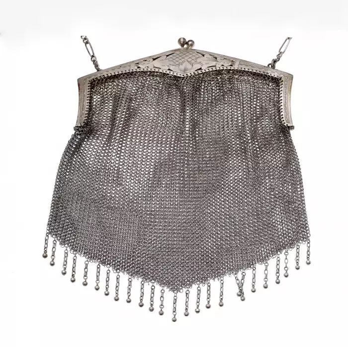 Sac de theâtre en argent pour dames de lère moderne. 